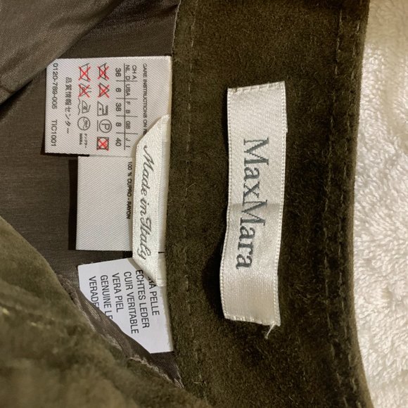 Max Mara | 100% Leather Suede Cargo Skirt Size 6 - Picture 2 of 3